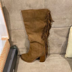 Women’s Suede Boots